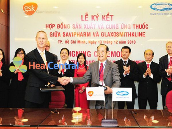 Lễ ký kết hợp tác giữa GSK và Savipharm