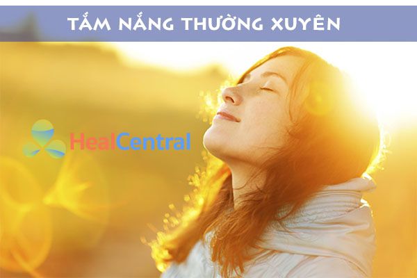 Tắm nắng giúp cơ thể bổ sung vitamin D