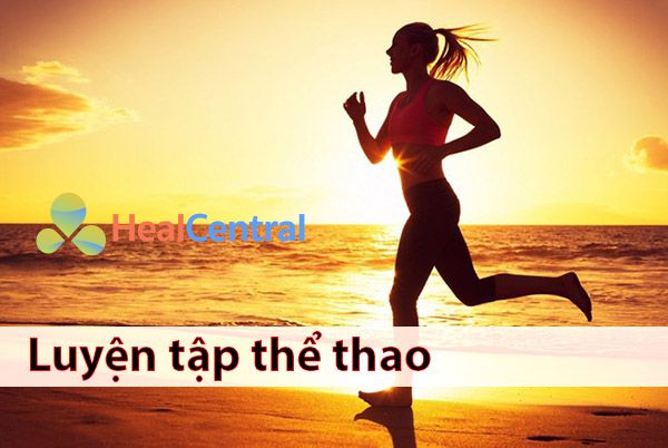 Luyện tập thể dục thể thao giúp hỗ trợ phòng ngừa bệnh giãn tĩnh mạch