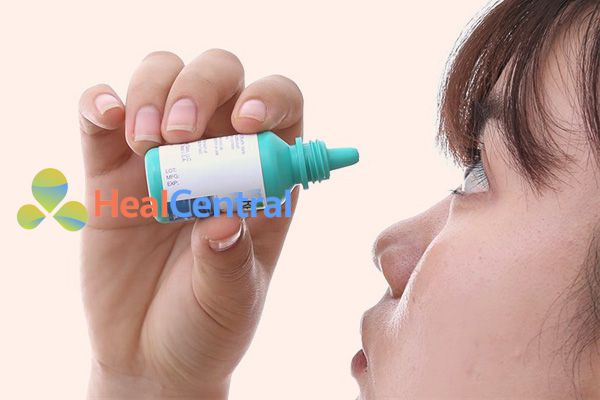 Cách sử dụng thuốc nhỏ mắt Refresh tears 