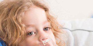 Thông khí giải phóng áp lực đường thở ở trẻ em